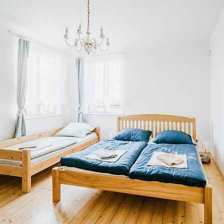 U Nas Ve Vile Pension Cejc Buitenkant foto